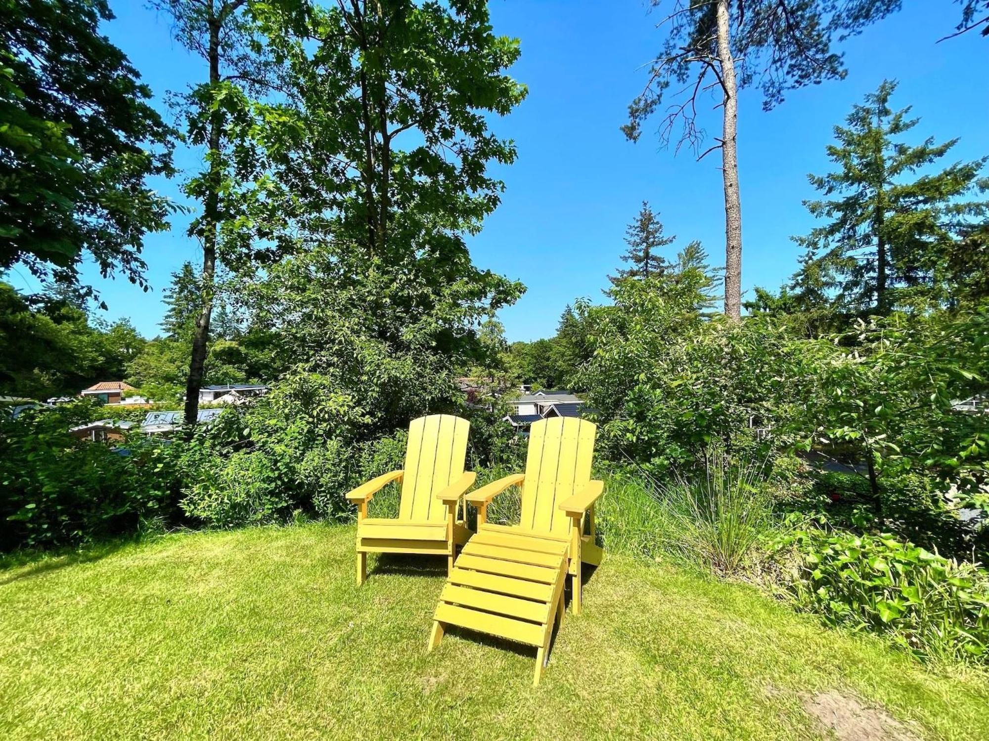Beautiful House With Covered Terrace Located In A Holiday Park In Rhenen Exterior photo